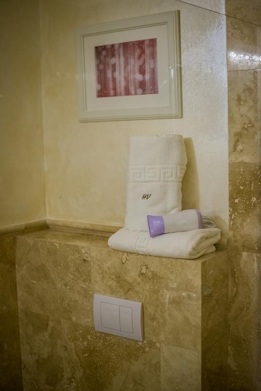 French Boutique Hotel Brassó Kültér fotó